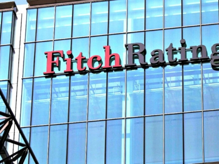 Fitch, 9 Türk bankasının kredi notu görünümünü pozitife yükseltti