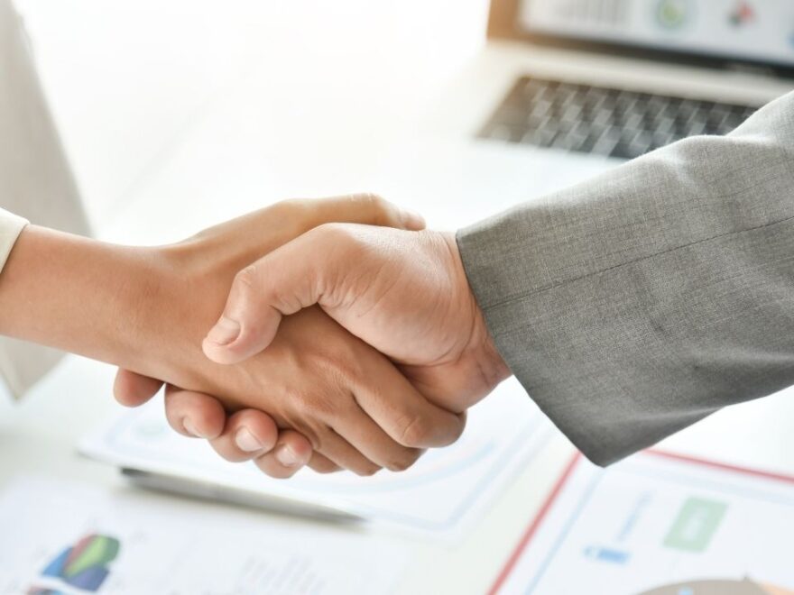 Günün Şirket ve Borsa Haberleri: PGSUS, LKMNH, PEHOL, KFEIN, SISE 