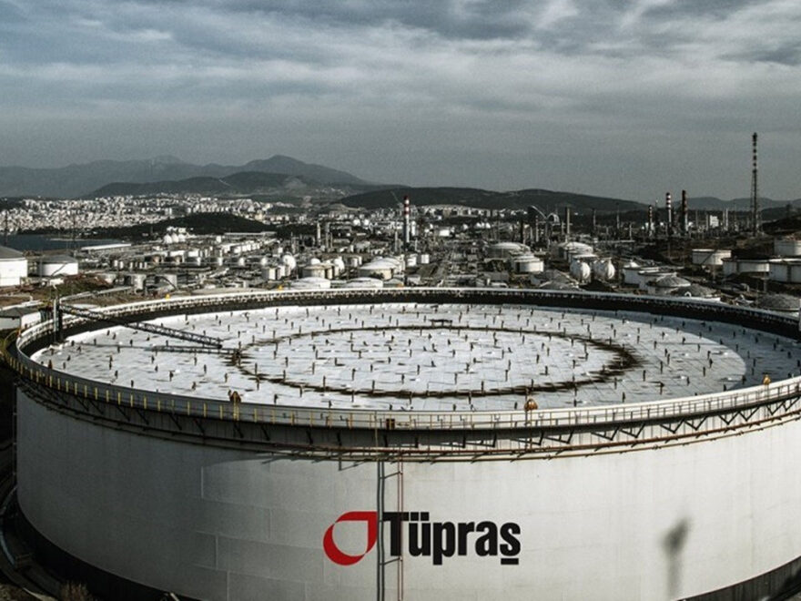 Fitch, Tüpraş'ın not görünümünü pozitif'e revize etti