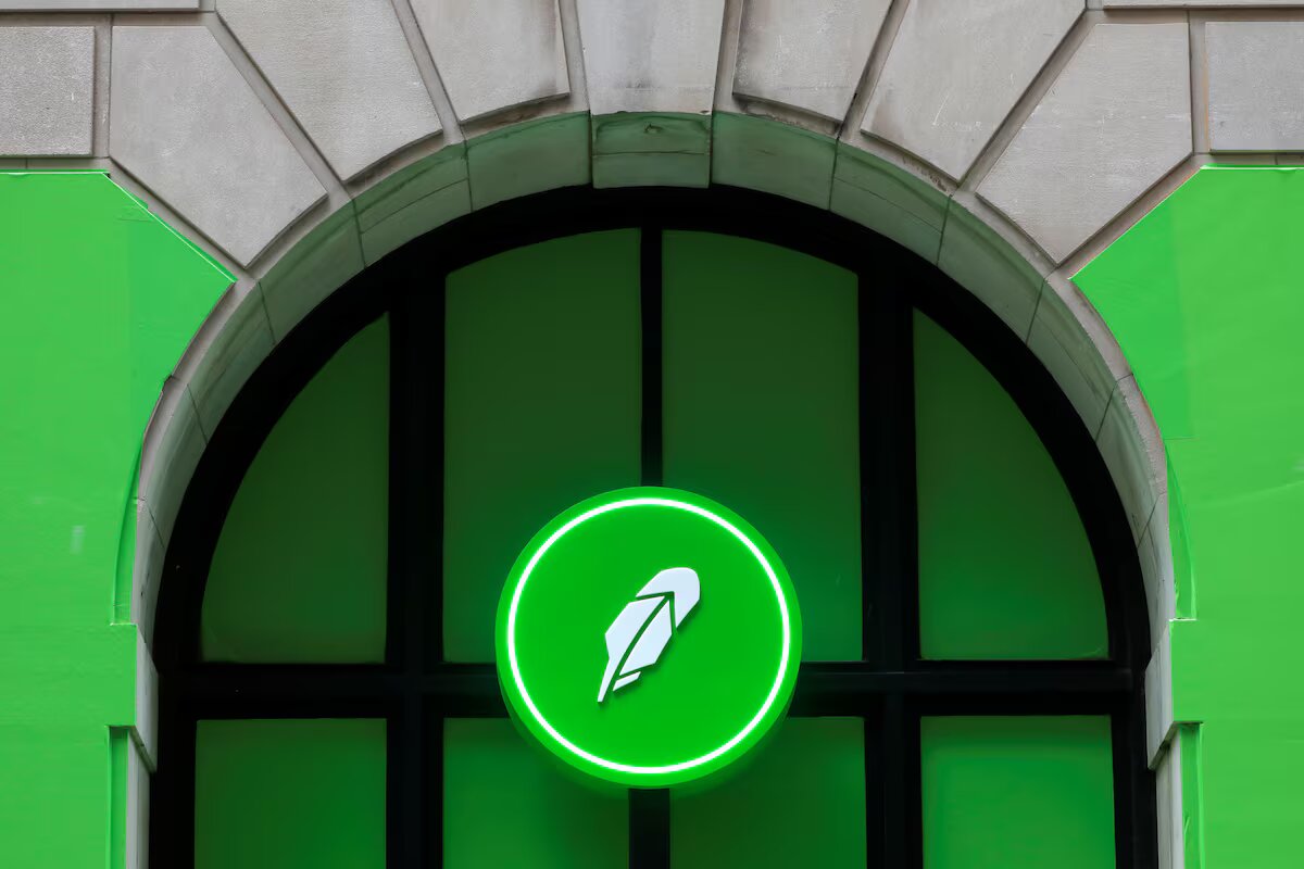 Robinhood, Pluto Capital ile Yapay Zekâda Güçlenmek İstiyor