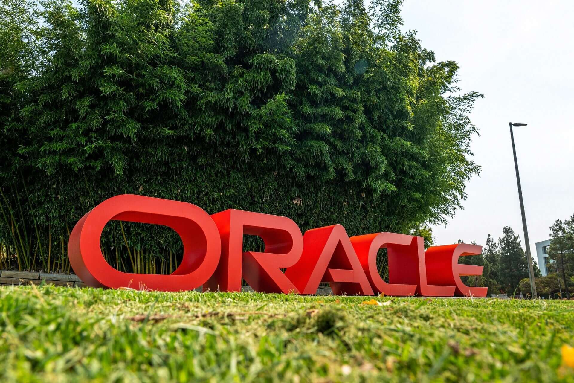 Oracle’dan İtalyan Rai Way ile Yapay Zekâ Anlaşması