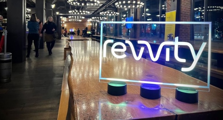 Revvity beklentileri aştı ancak hisse düşüşte