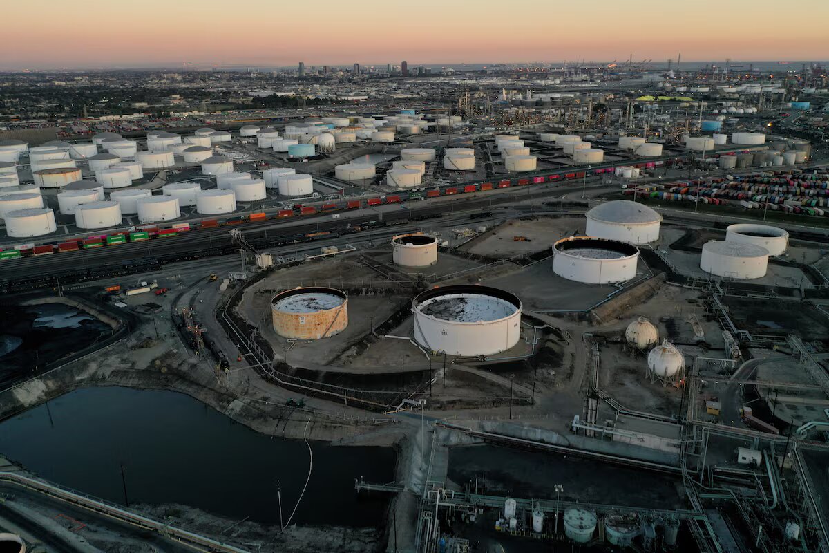 Petrol OPEC kararıyla 1%’in üzerinde yükseldi