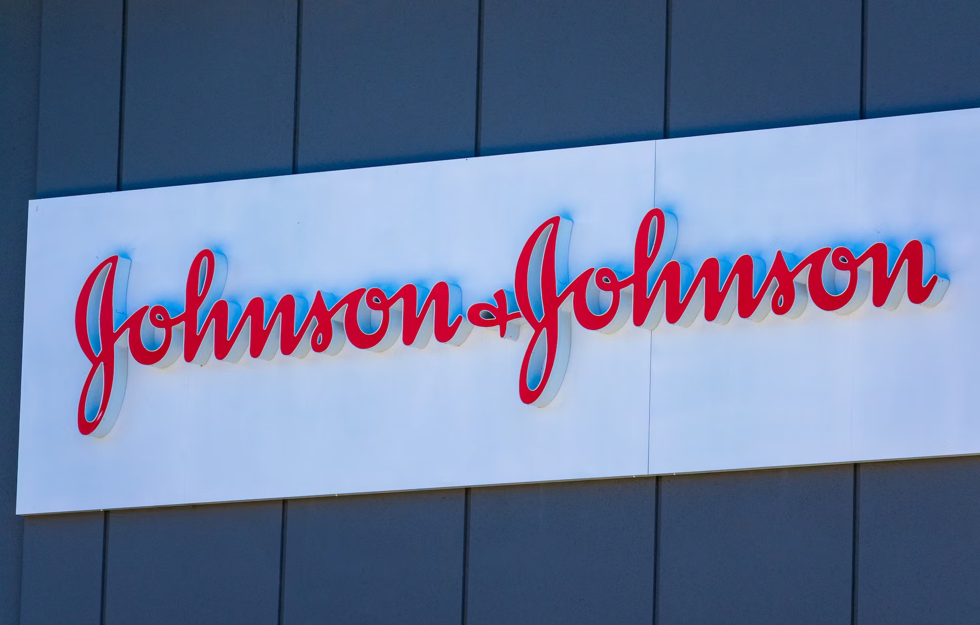 Johnson & Johnson’ın kârı beklentileri aştı