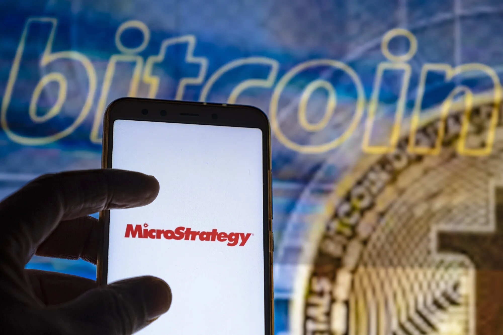MicroStrategy’nin Bitcoin rezervi kurumsal devleri geride bıraktı