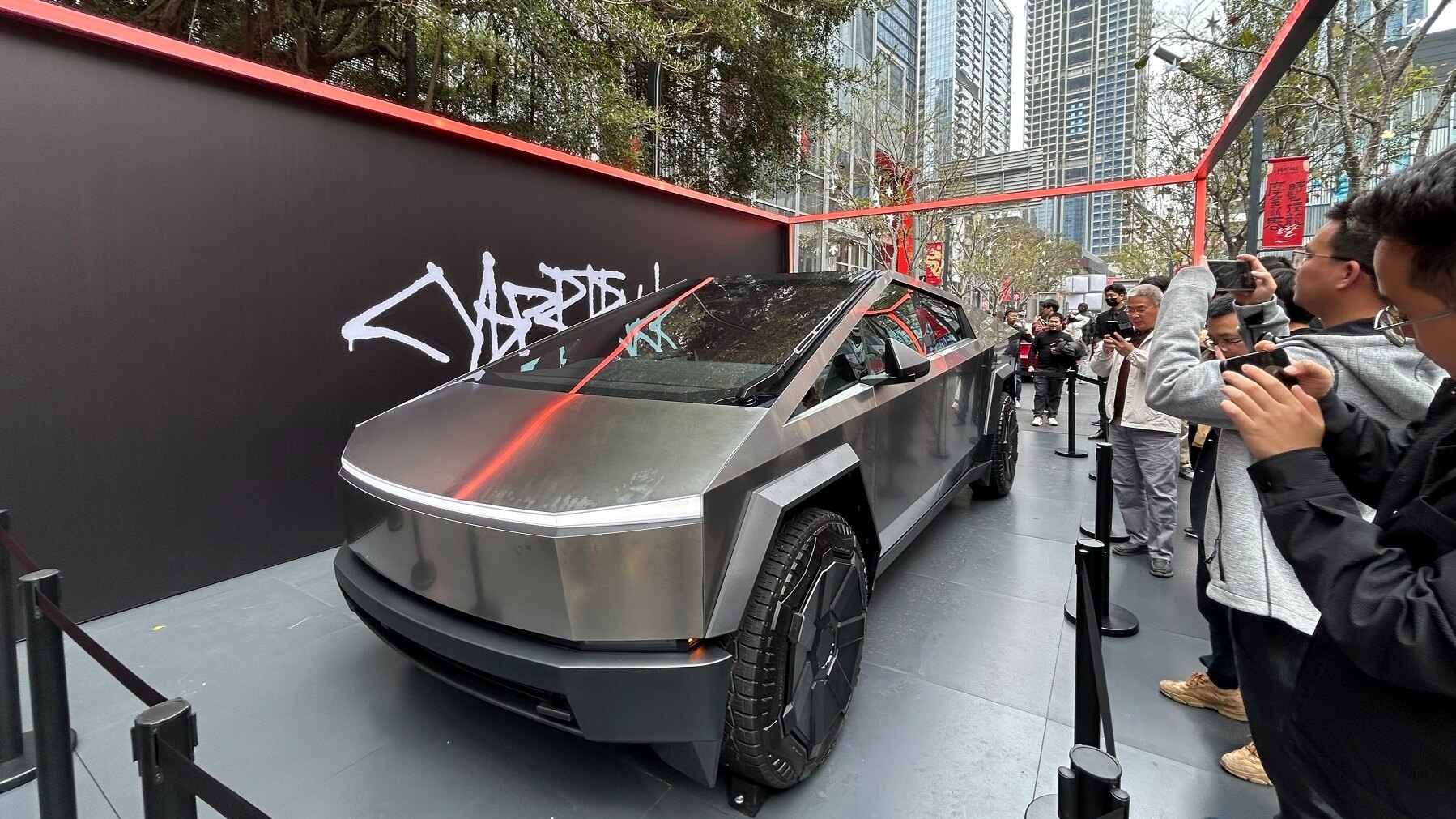 Tesla Cybertruck’ı Çin’de satmayacak