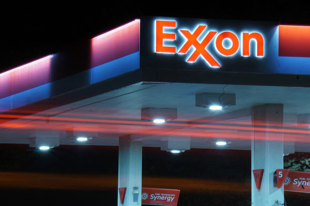 Exxon, Singapur’daki benzin istasyonlarını satmaya hazırlanıyor