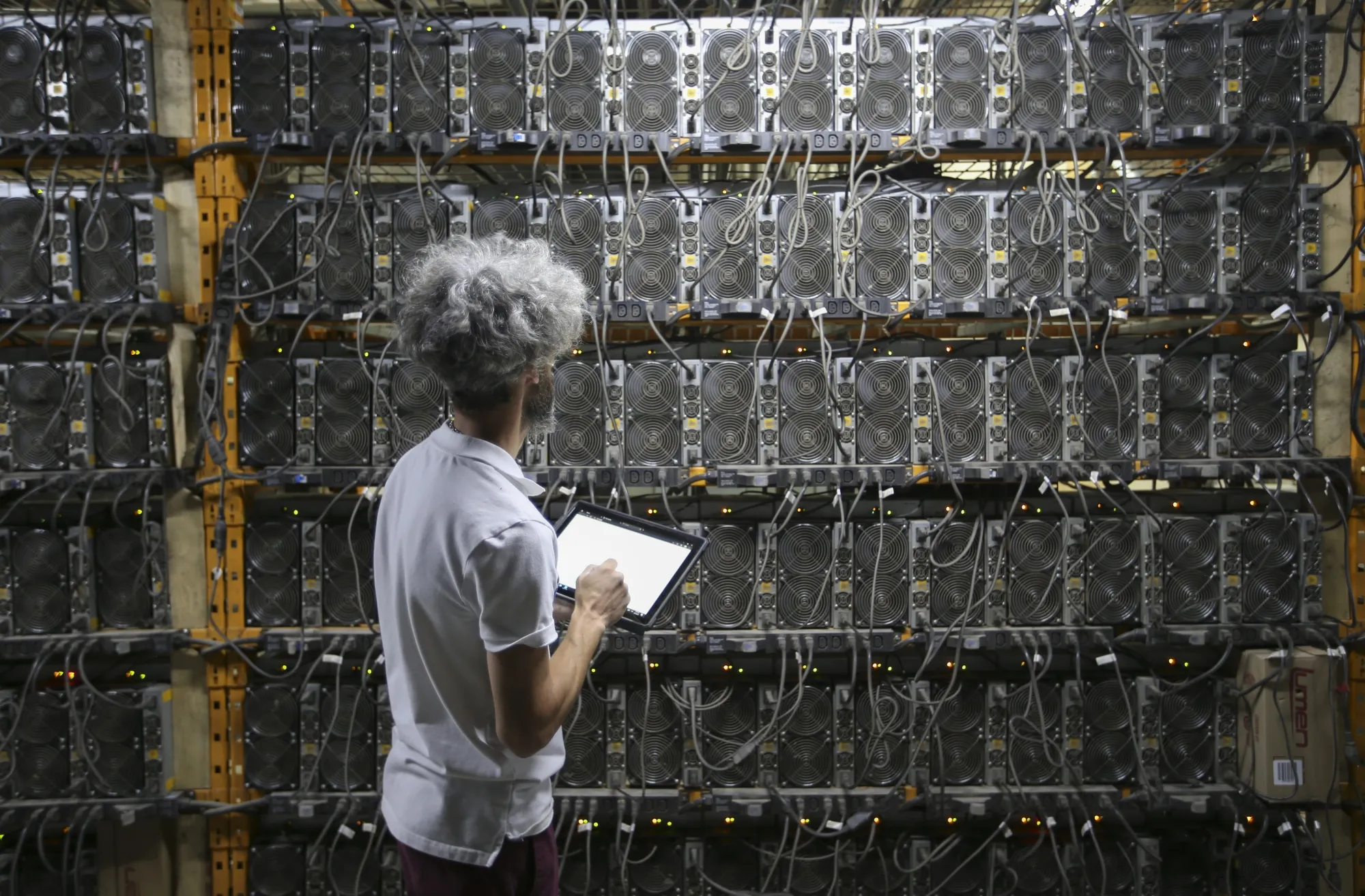 BIT Mining, DOGE ve LTC madenciliği yaparak 3 kat kâr elde etti