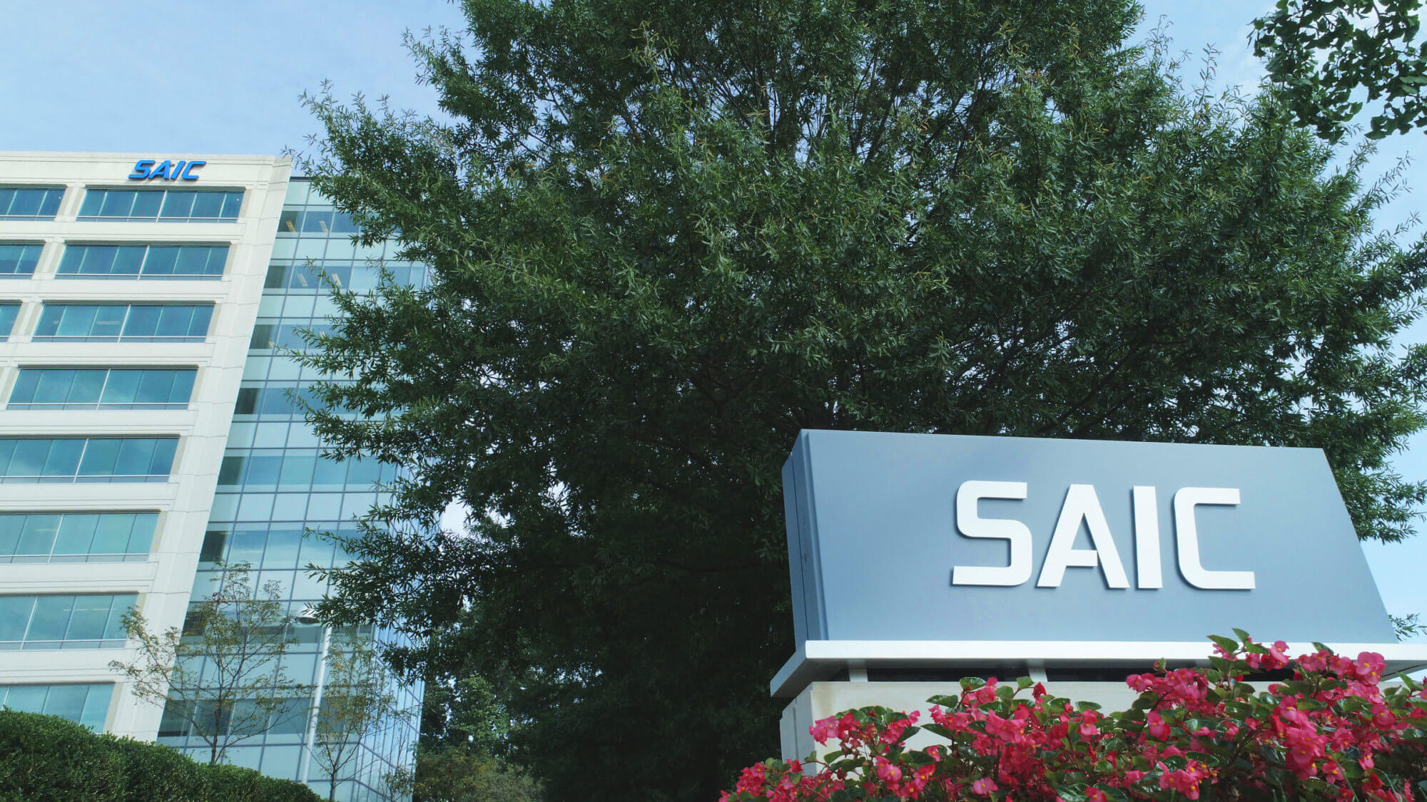 SAIC’nin geliri beklentileri aştı