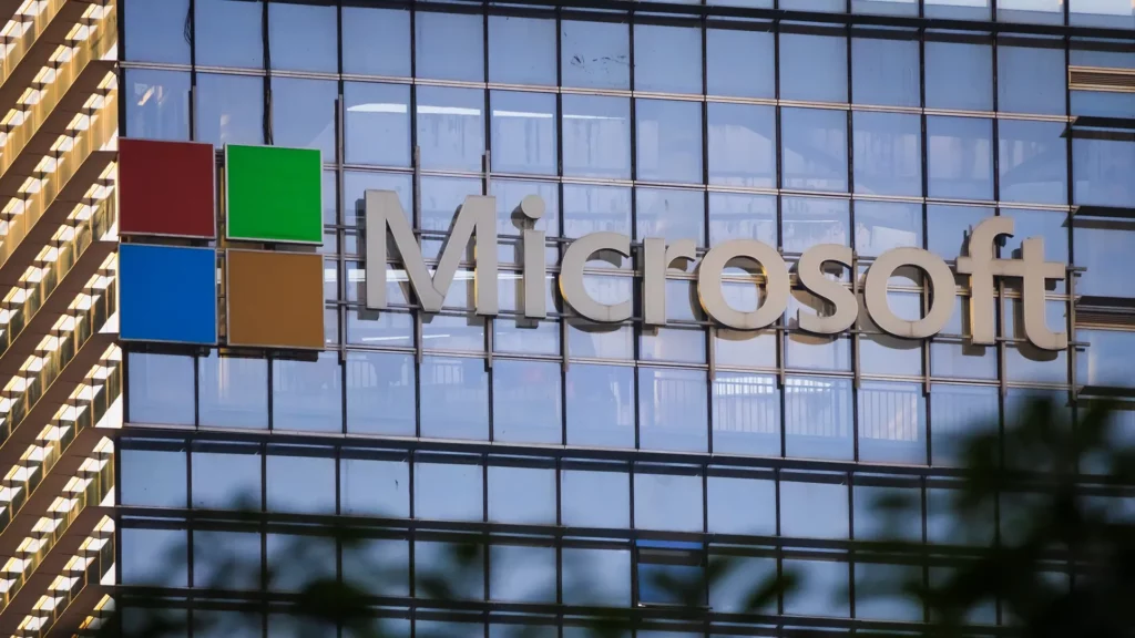 Microsoft hissedarları, Bitcoin yatırımını oylayacak