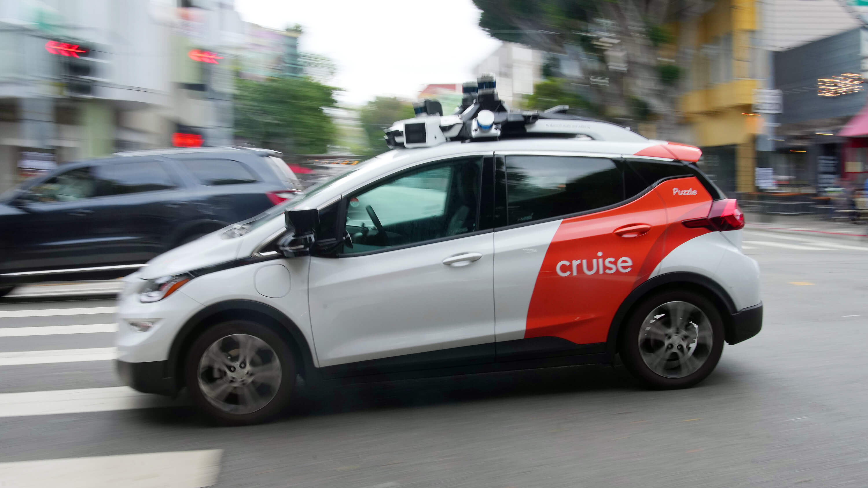 GM, Cruise’un robotaksi geliştirmesini durdurdu