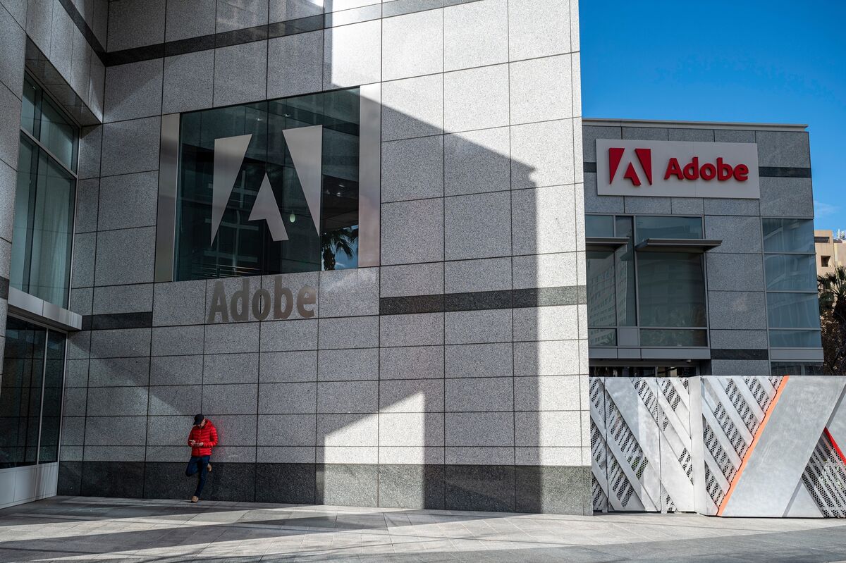 Adobe güçlü sonuçlara rağmen düşük öngörülerle geriledi