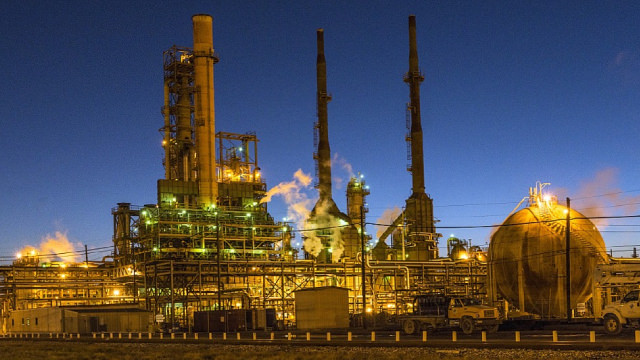 PHX Minerals, stratejik seçenekleri değerlendirecek