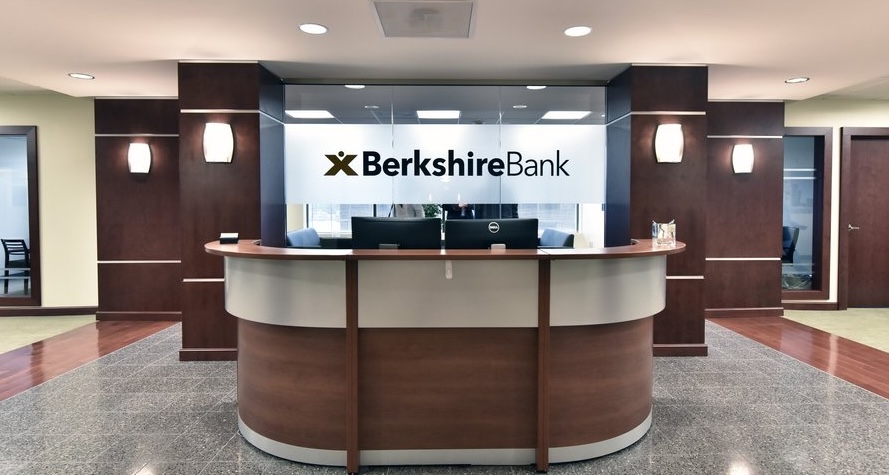 Berkshire ve Brookline 1,1 milyar dolara birleşiyor