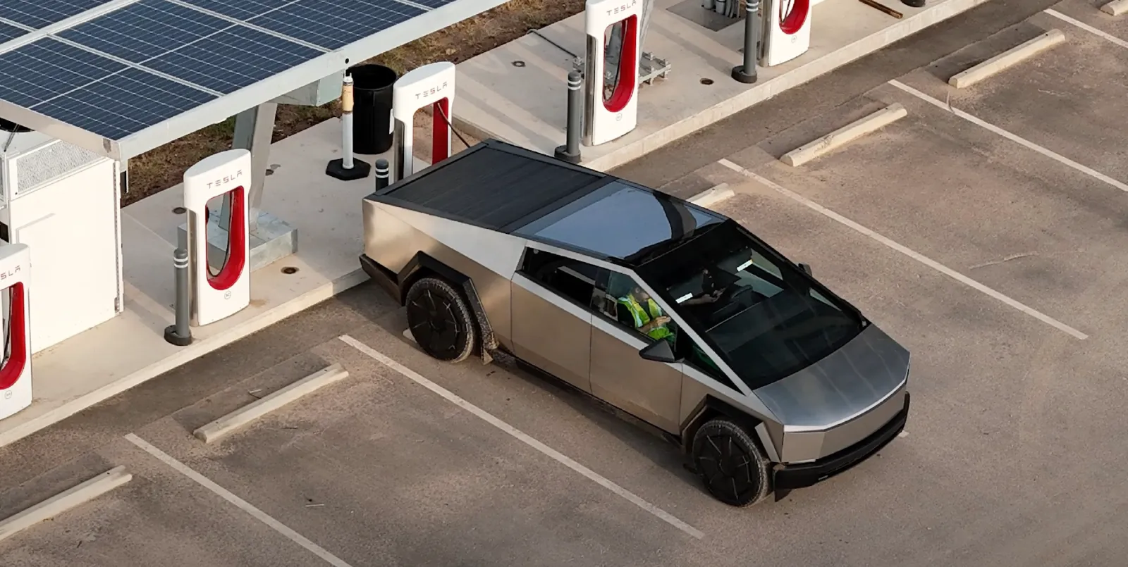 Tesla, Cybertruck’ın şarj hızını artırdı
