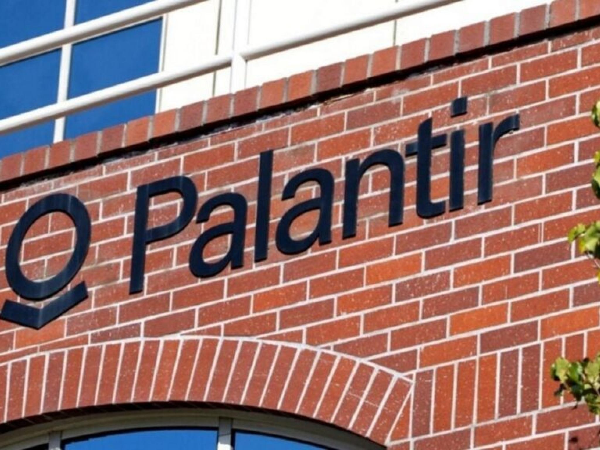 Palantir hisseleri, yapay zekâ talebiyle yükseldi