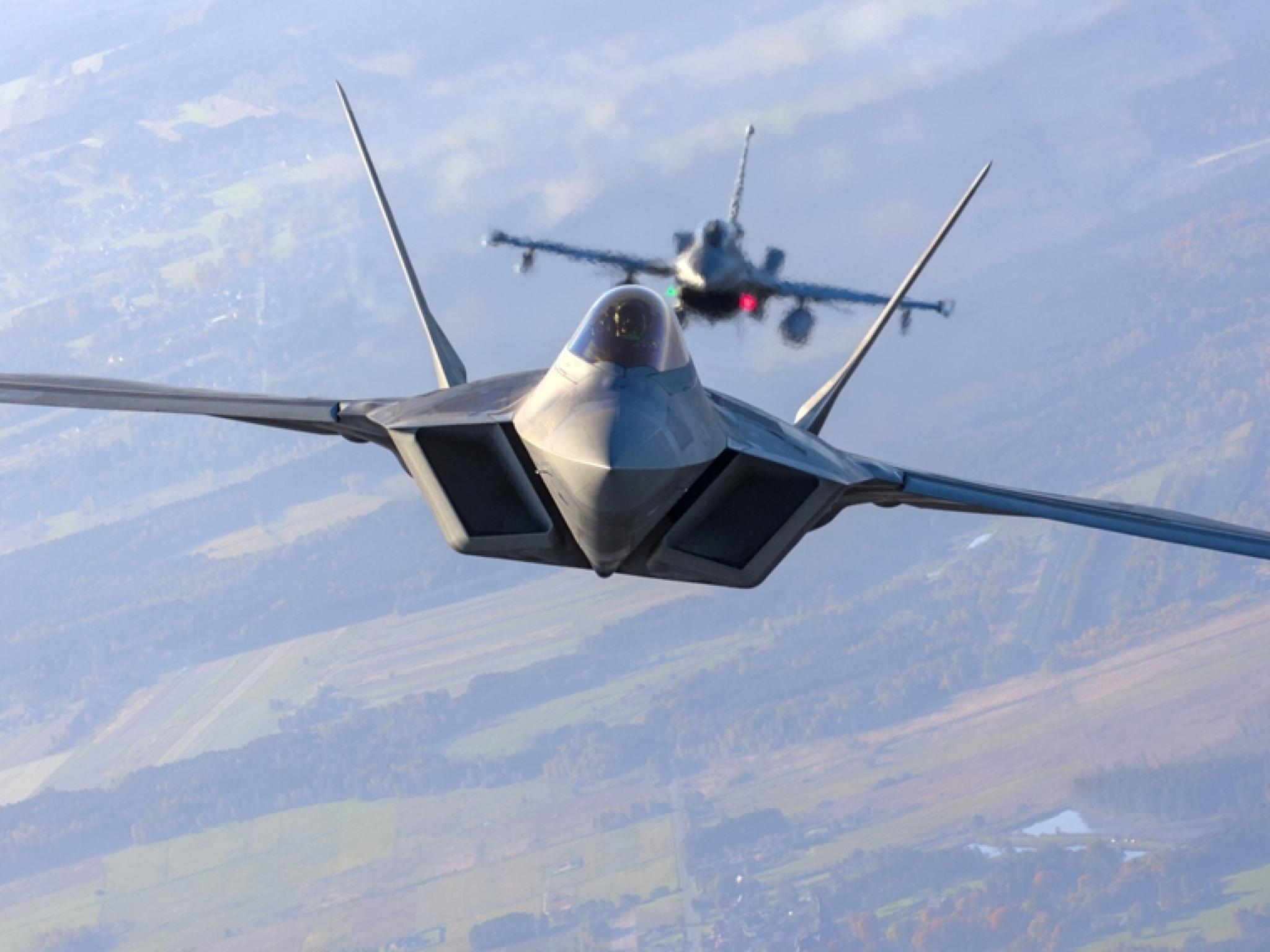 Lockheed Martin’den F-22’ye yeni savunma sistemi