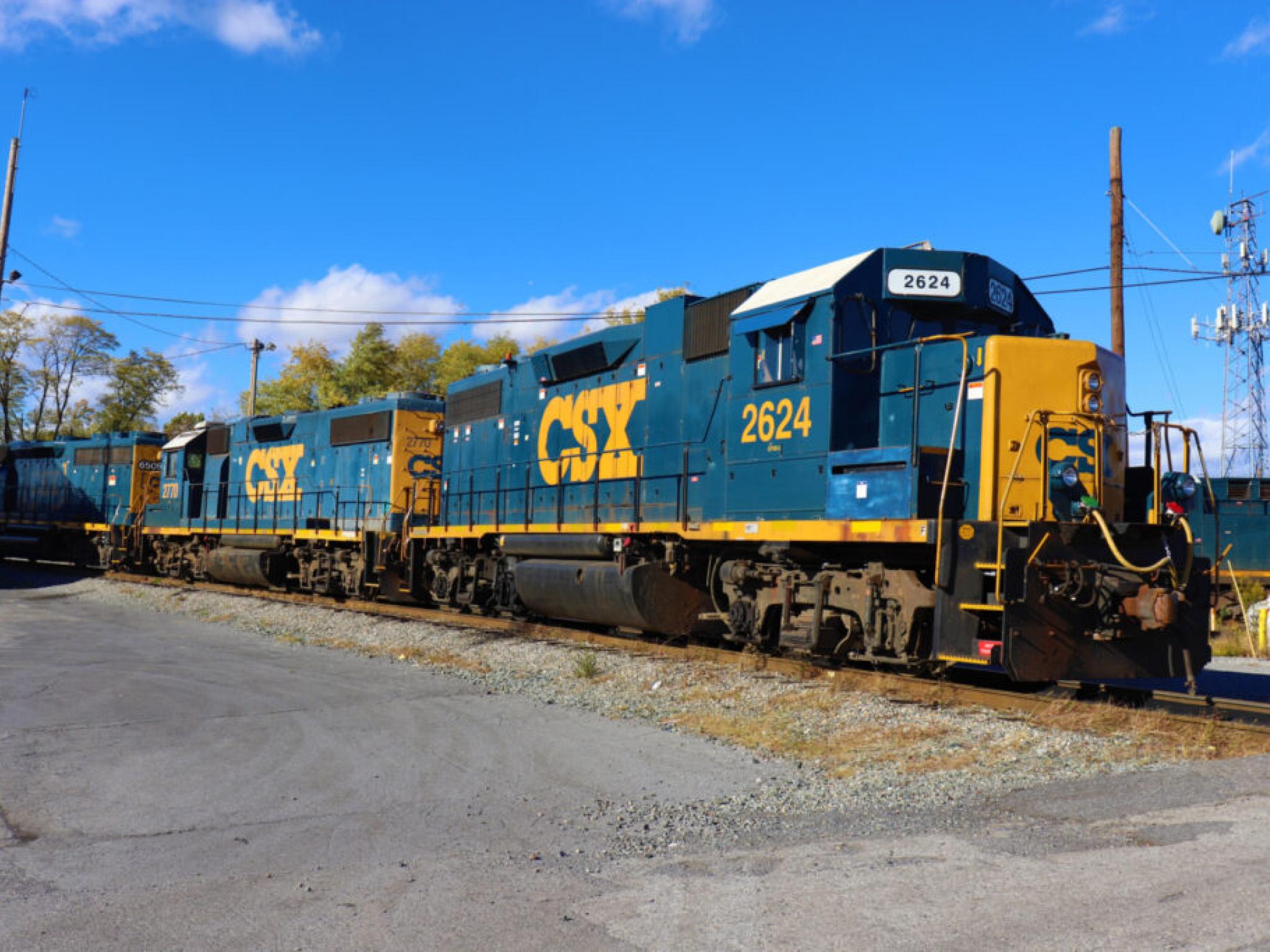 CSX’in gelirleri düştü, kâr beklentilere paralel