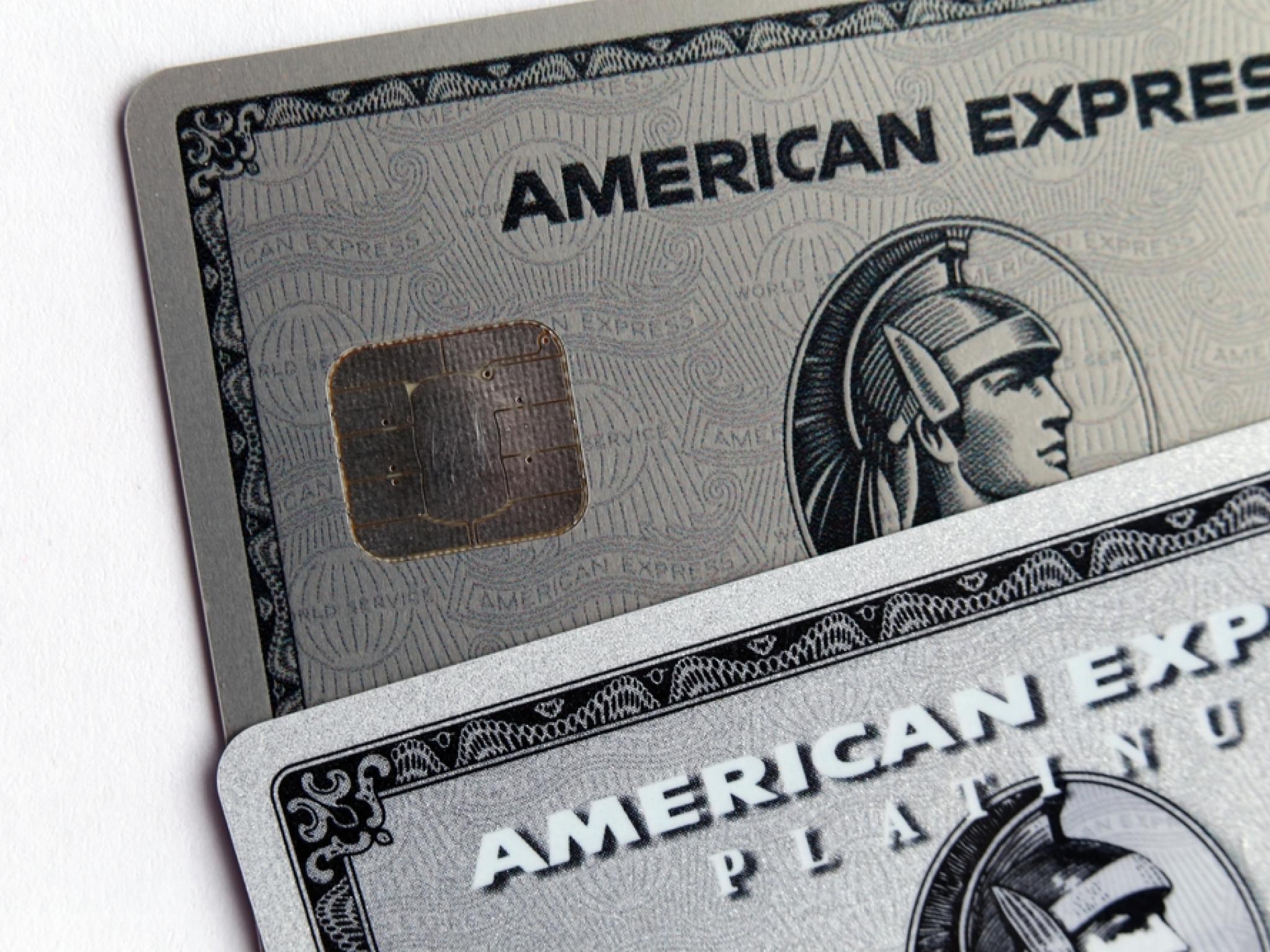 American Express’in gelirleri beklentiyi aştı ancak kâr zayıf kaldı