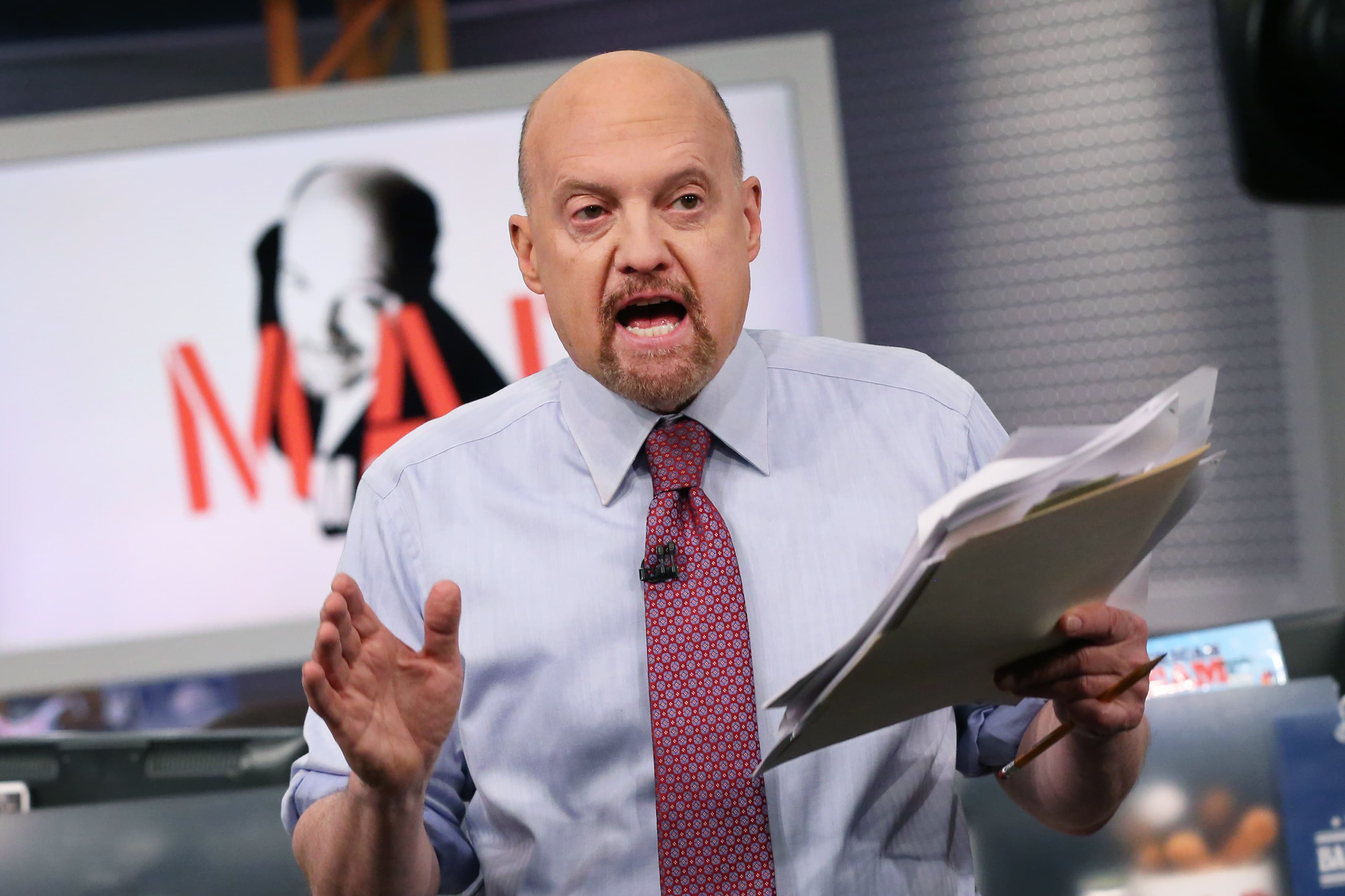 Jim Cramer, MicroStrategy yerine Bitcoin öneriyor