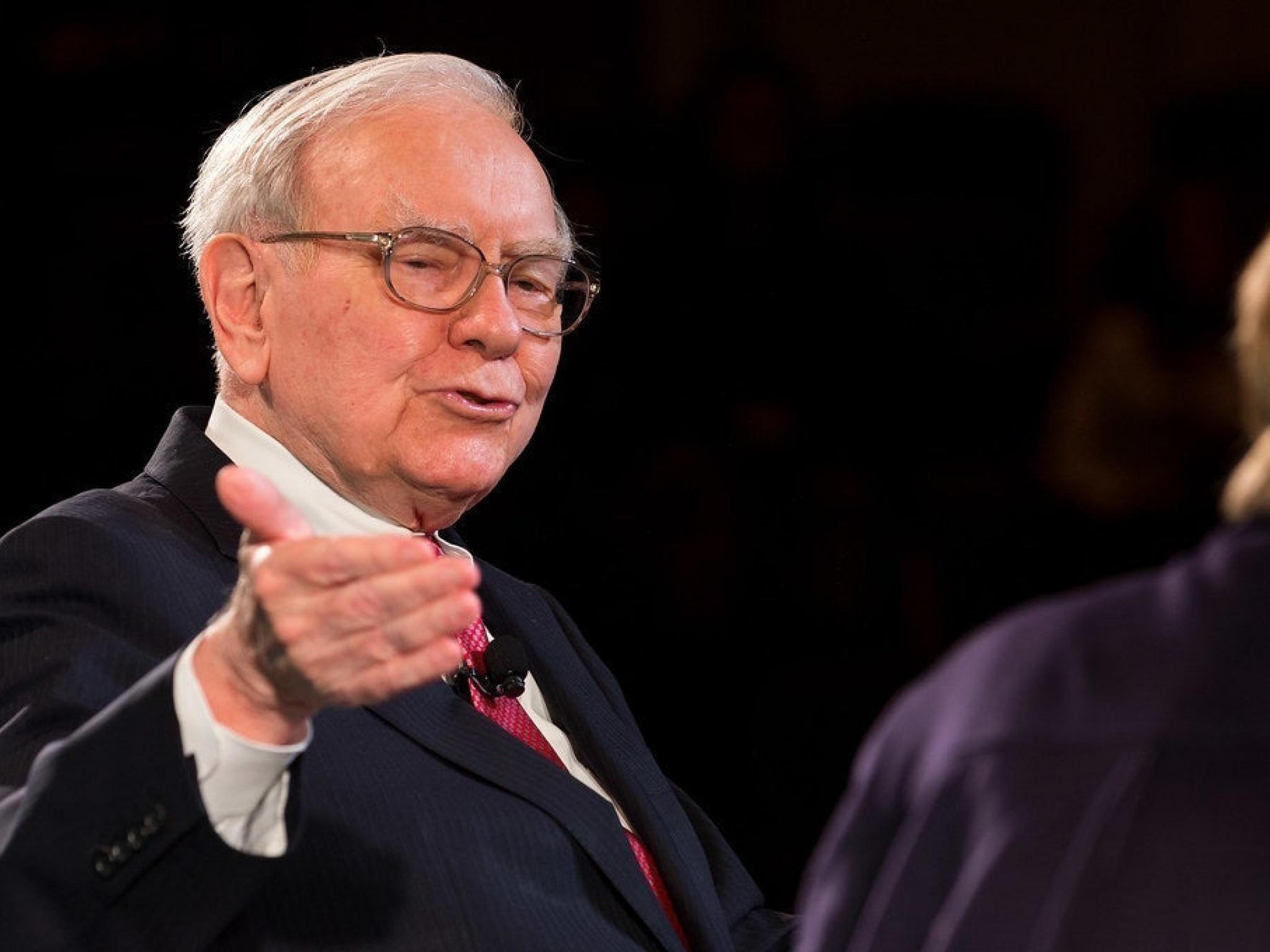 Buffett Sirius XM’e yatırımını artırdı
