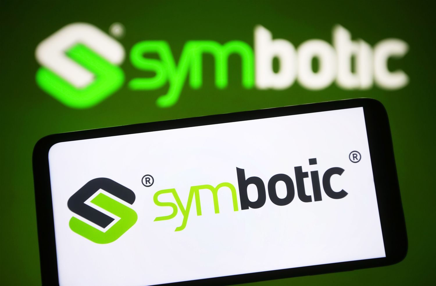 Symbotic’in üçüncü çeyrek zararı beklentileri aştı