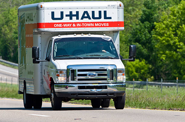 U-Haul’un kârı beklentileri aştı