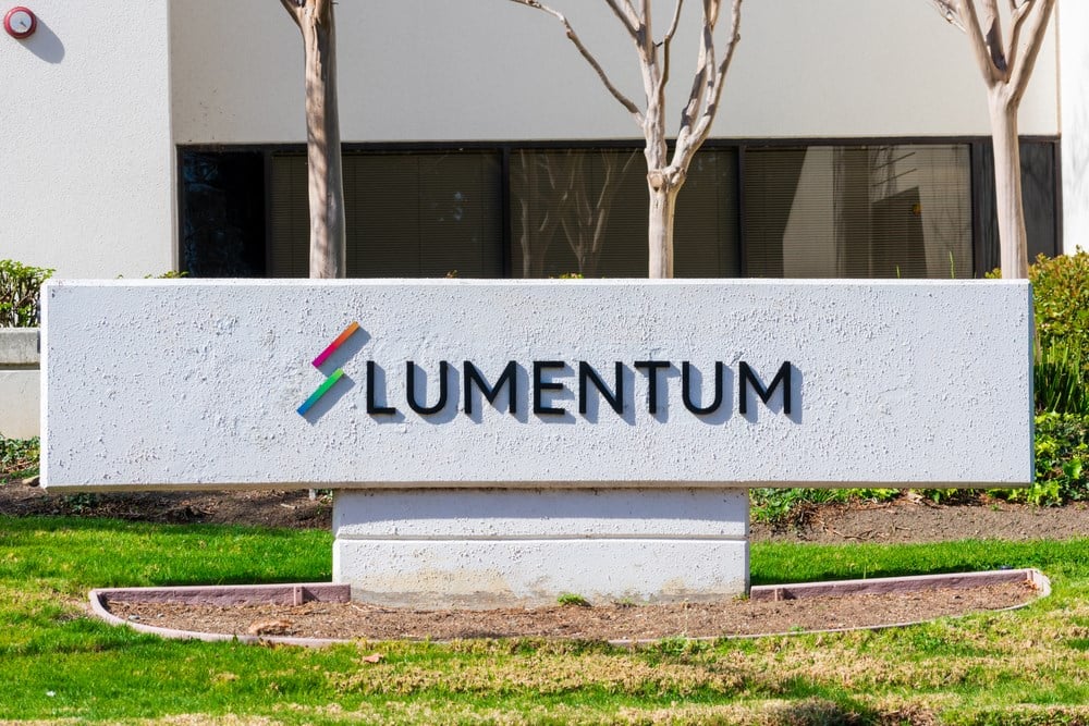 Lumentum’un üçüncü çeyrek kârı beklentiyi aştı
