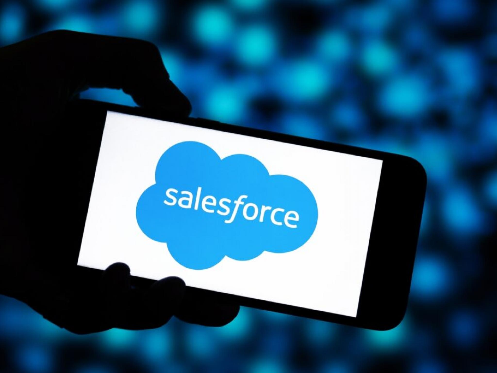 Salesforce’tan Suudi Arabistan’a 500 milyon dolarlık yatırım