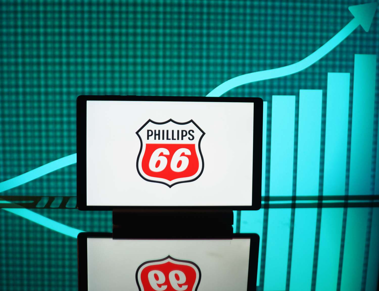 Elliott, Phillips 66’daki hissesini artırdı