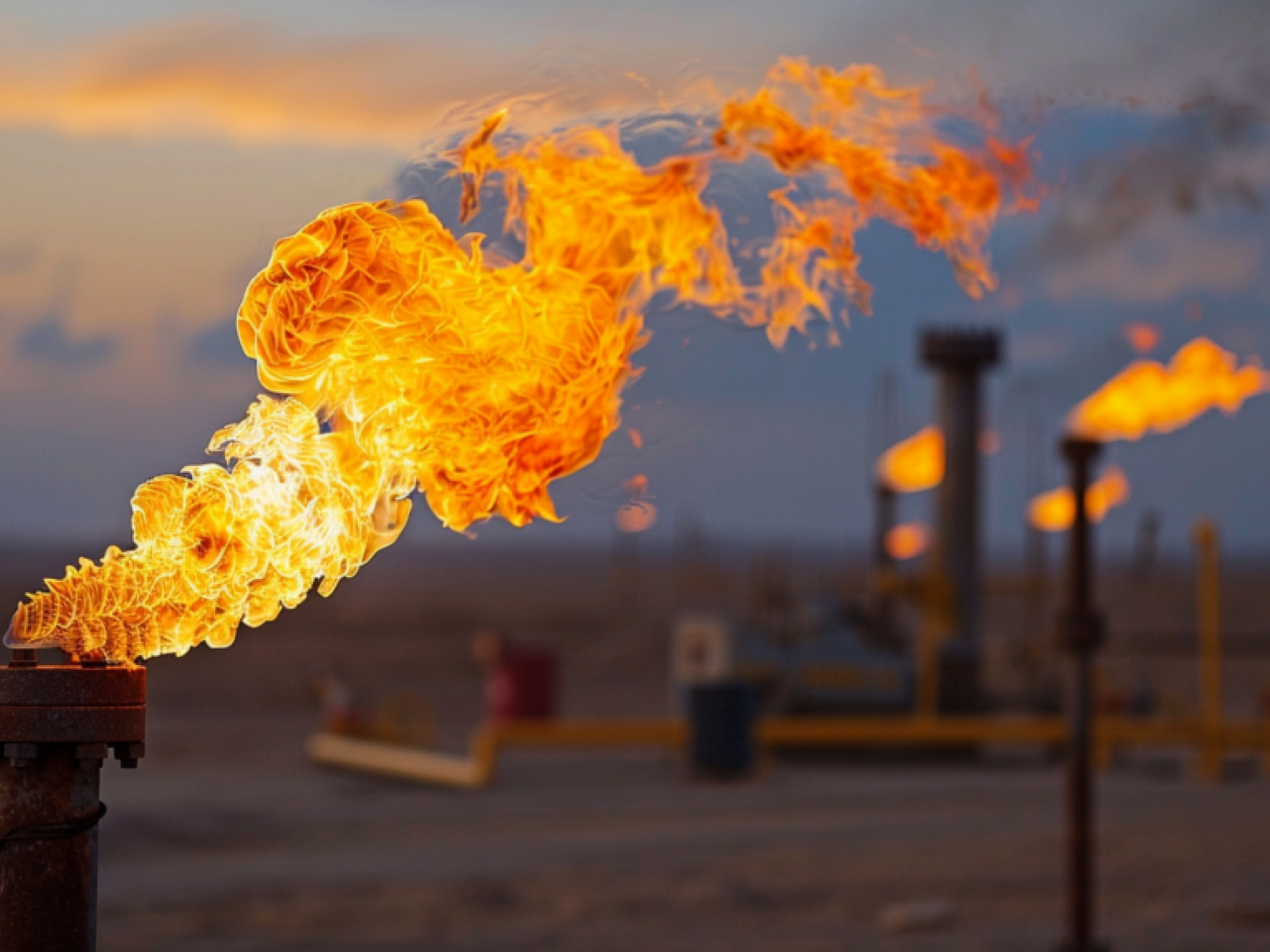 EQT ve Viper Energy hisseleri düşüşte