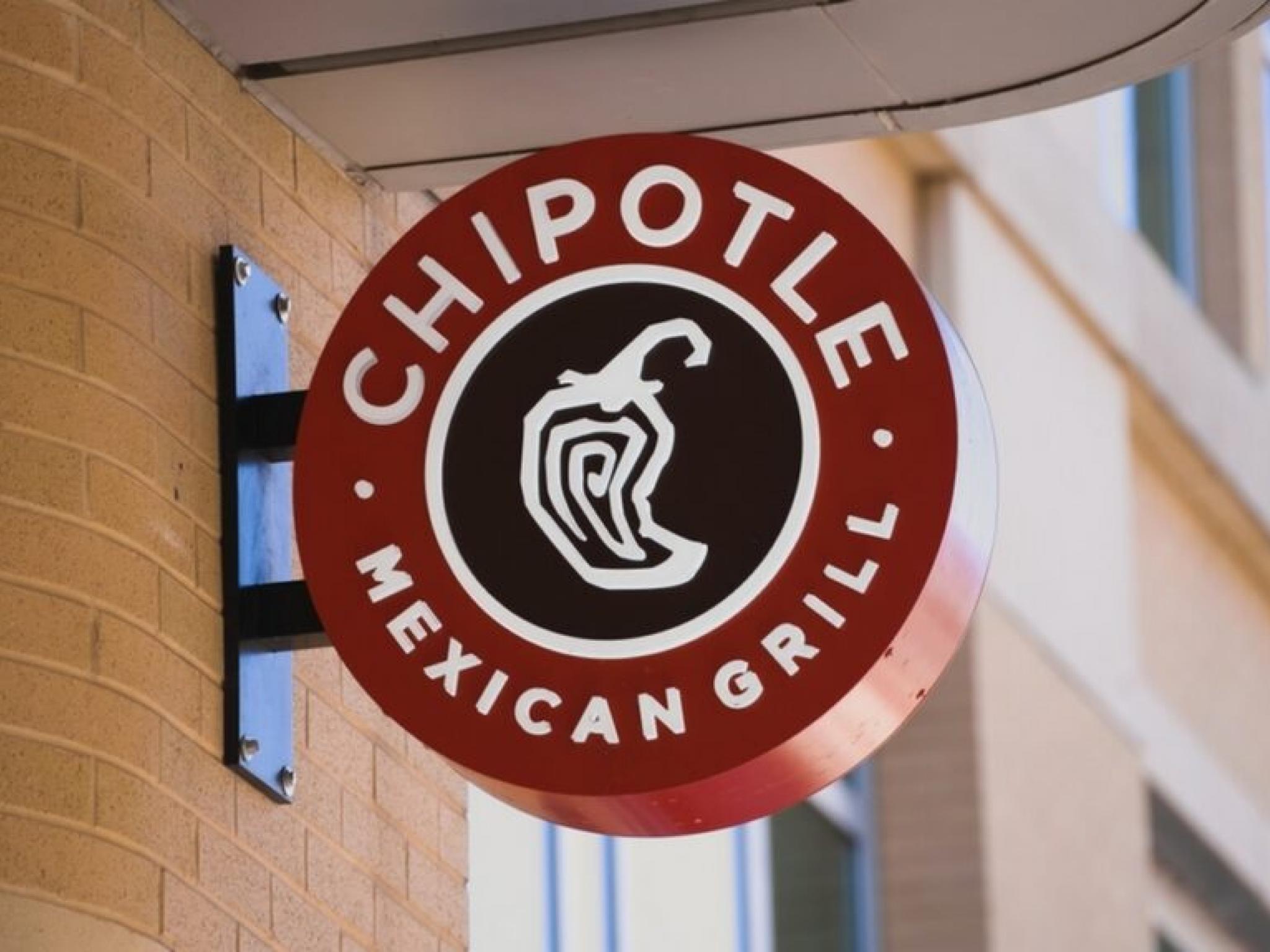 Chipotle 20 bin yeni çalışan alacak