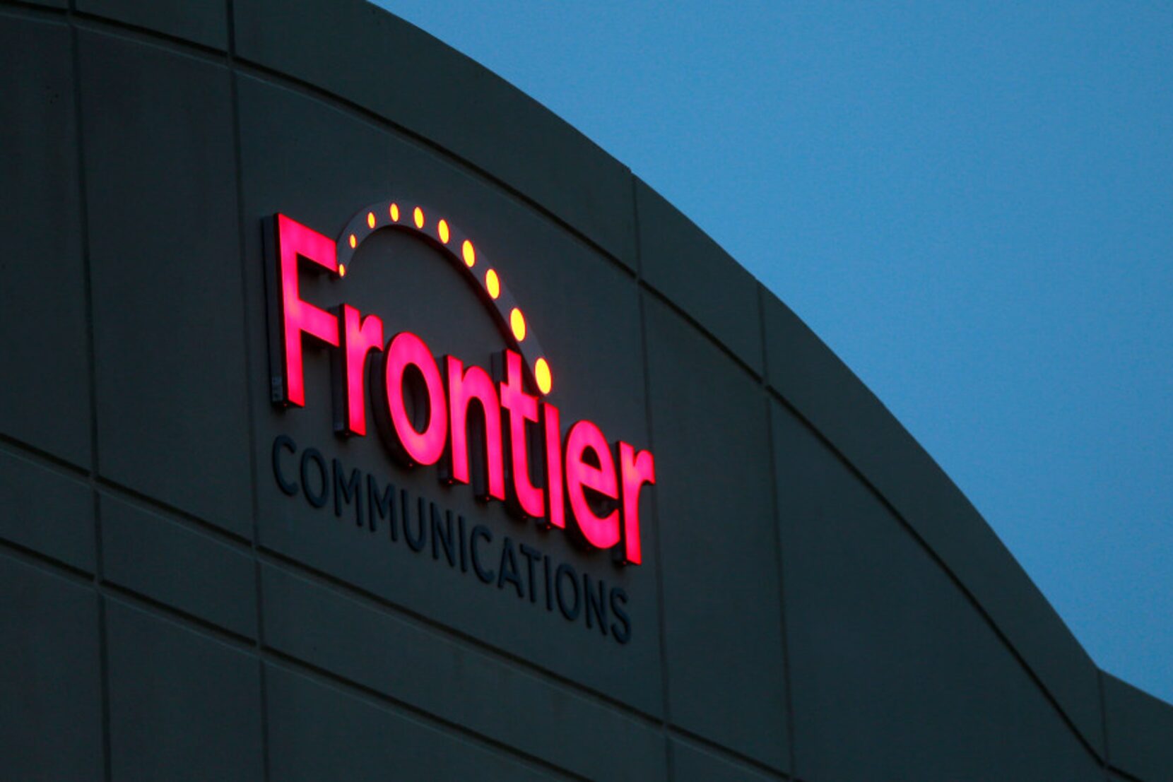 Frontier Communications dördüncü çeyrekte zarar açıkladı