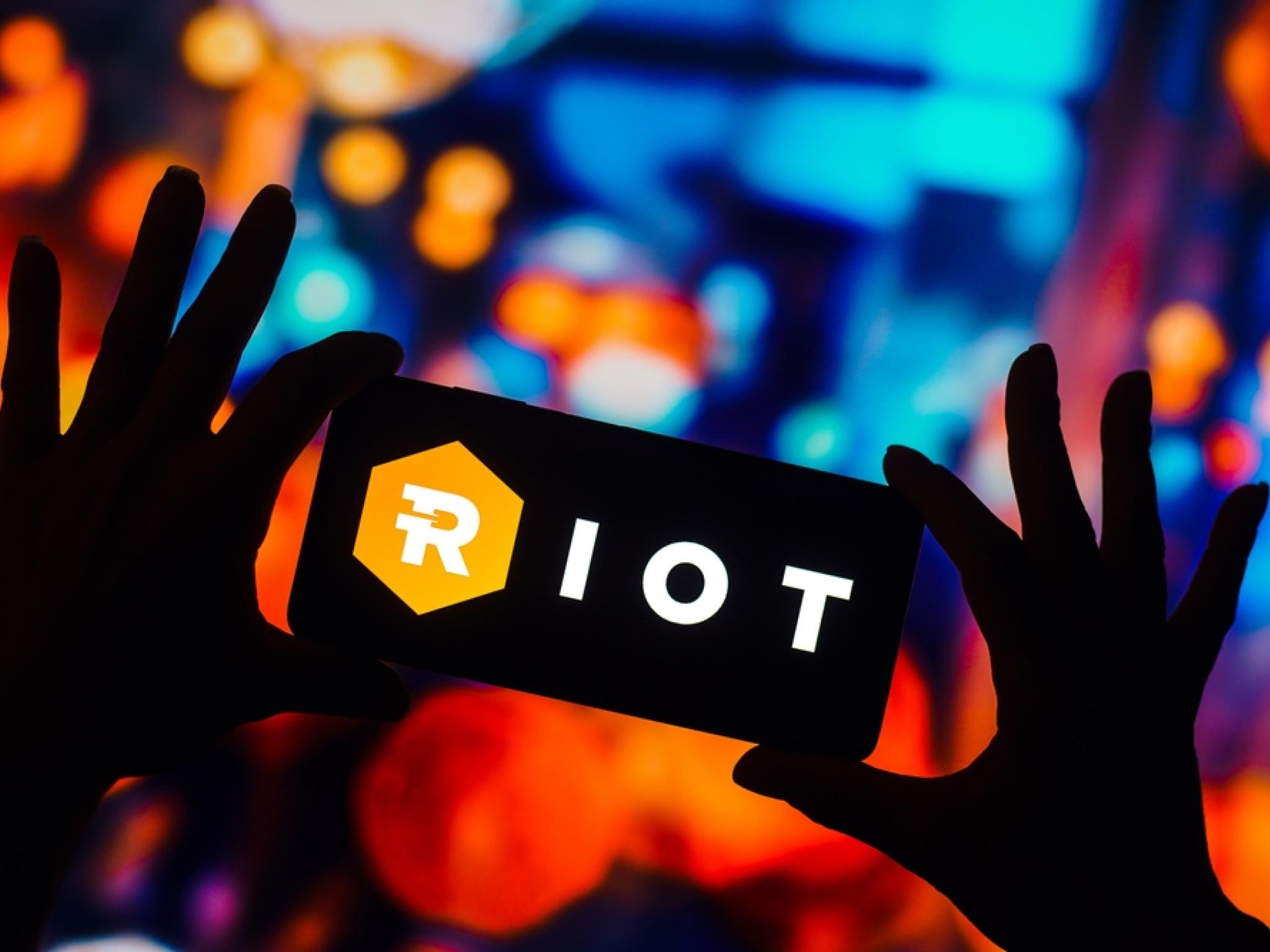 Riot Platforms, güçlü sonuçlarına rağmen düştü