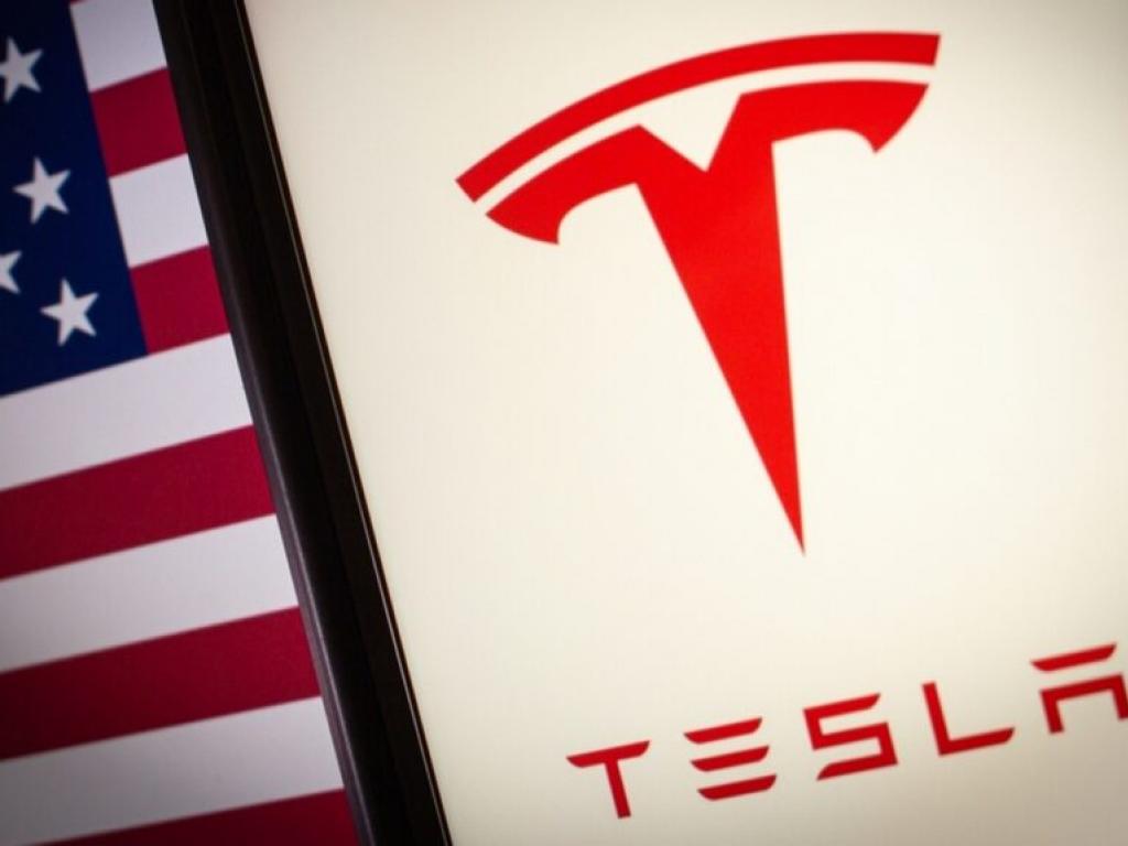 Tesla’nın piyasa değeri 1 trilyon doların altına düştü