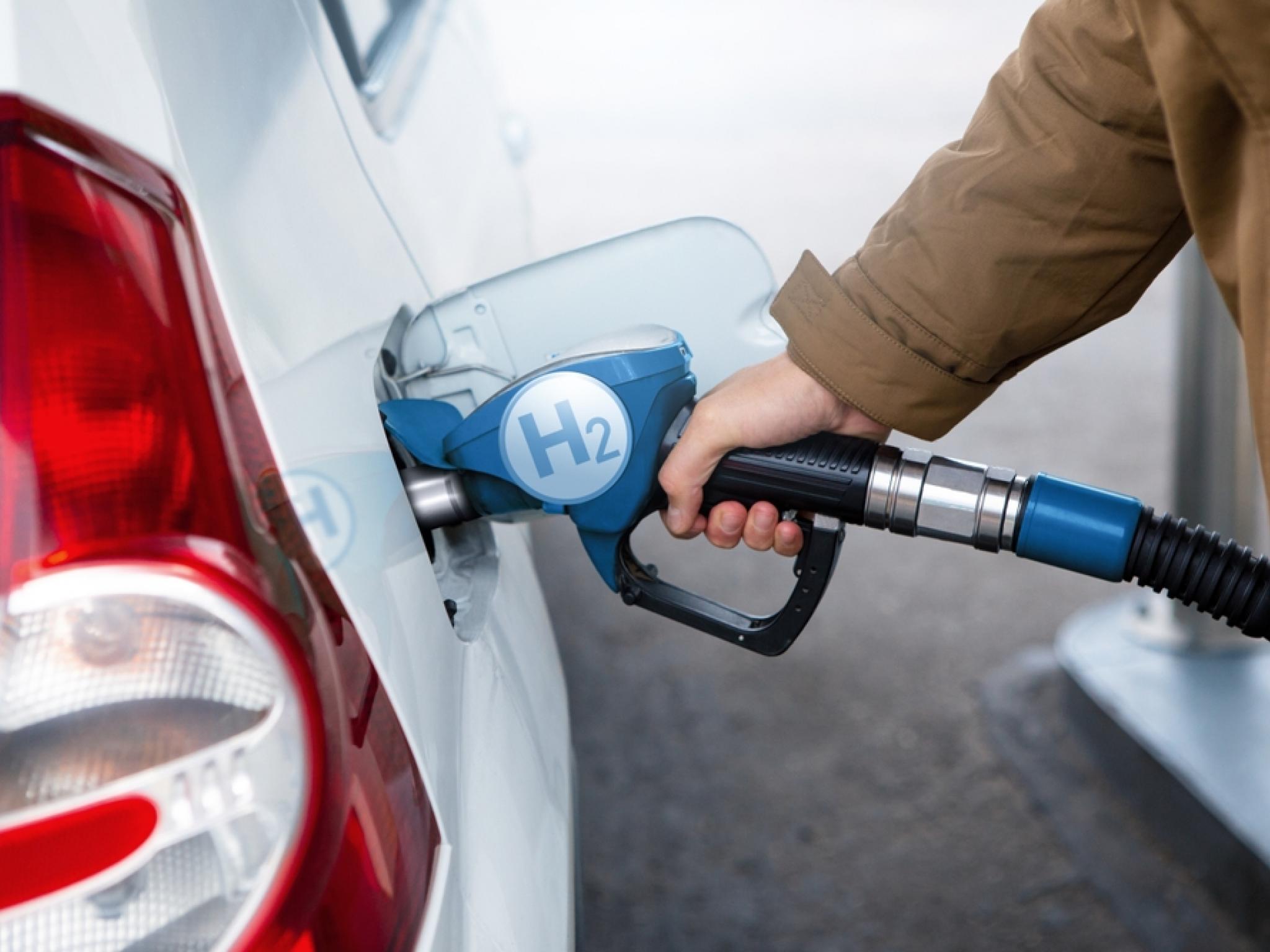 Motorine iki günde toplam 1 lira 57 kuruşluk indirim yapıldı