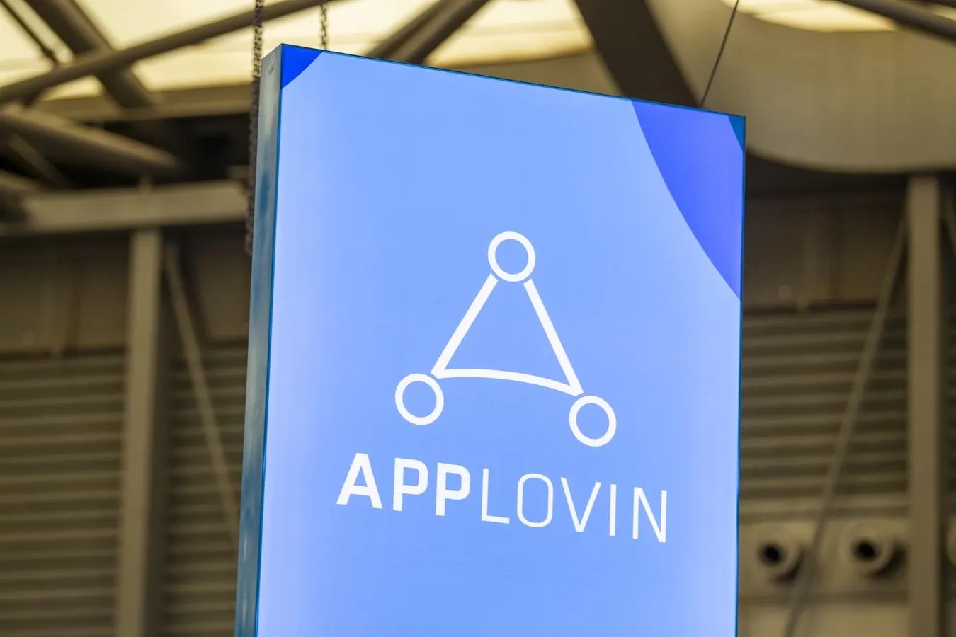 AppLovin neden düşüyor?