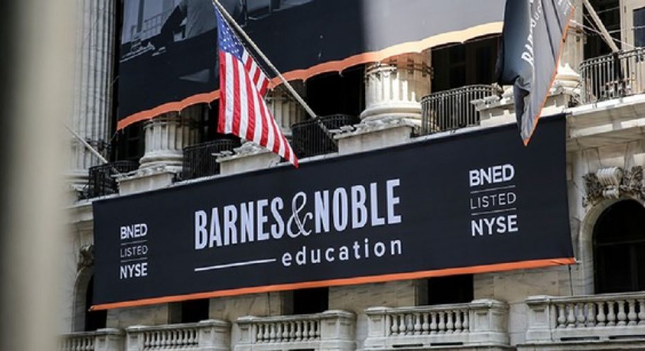 Barnes & Noble Education kârını artırdı