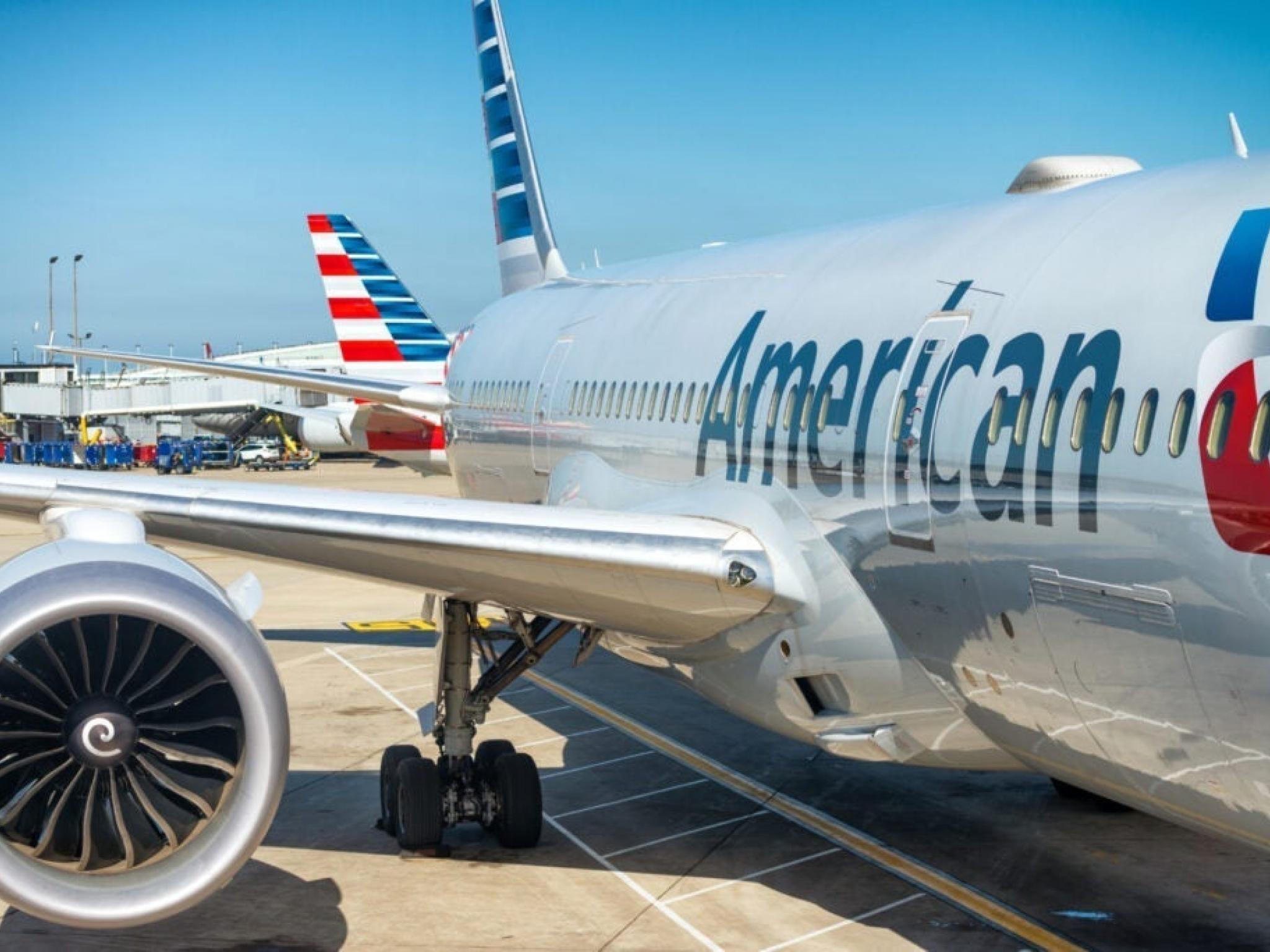 American Airlines ilk çeyrek tahminlerini düşürdü