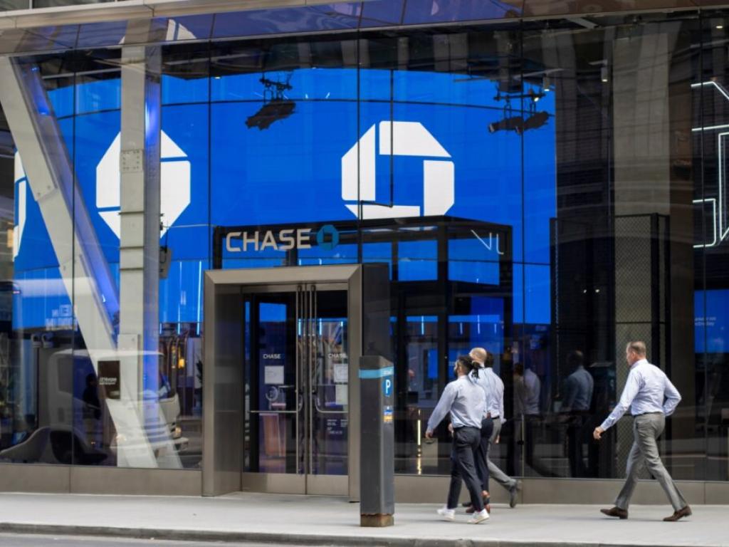JPMorgan’a çalışanlarından dava