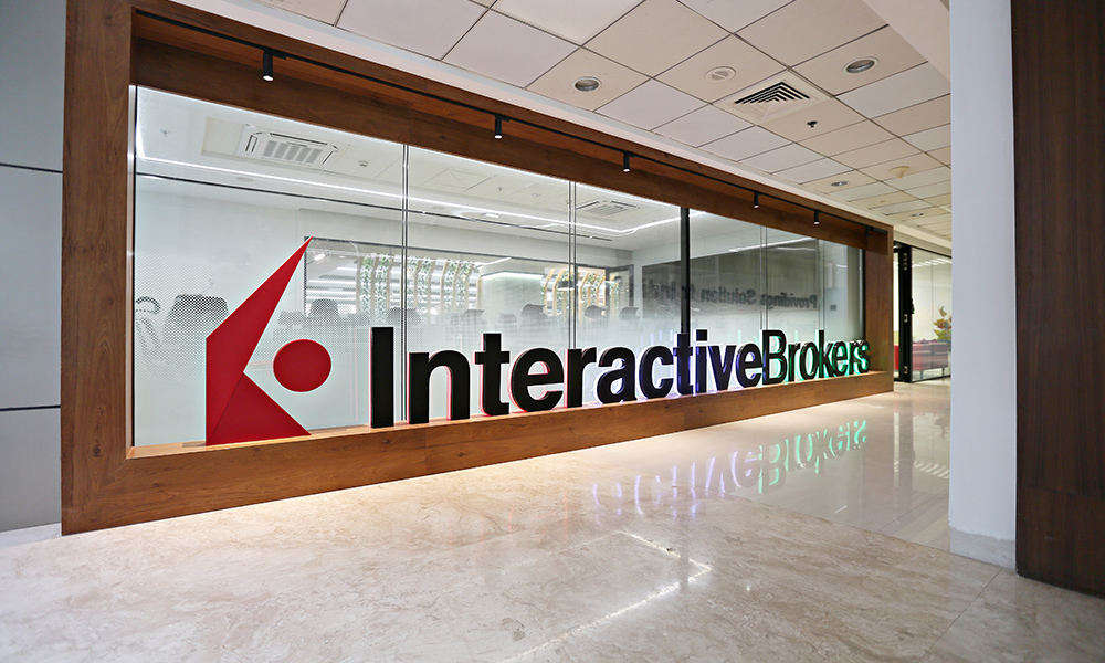 Interactive Brokers SOL, ADA, XRP ve DOGE işlemleri sunmaya başladı