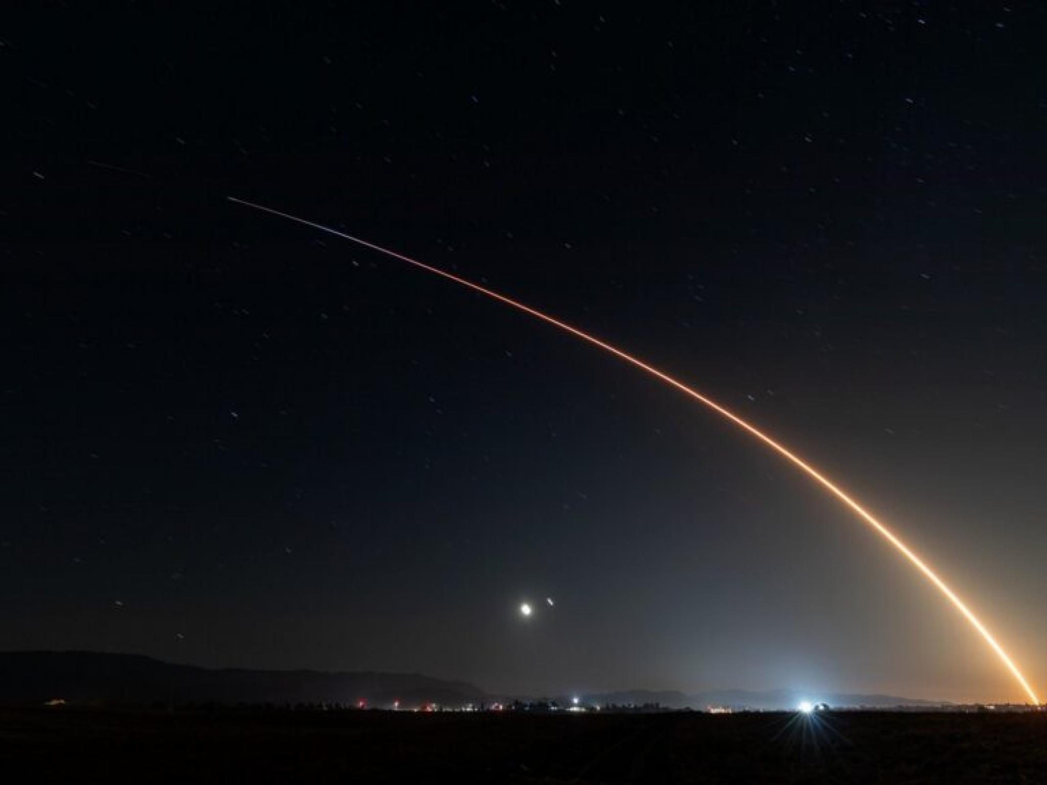 United Airlines Starlink ile ilk uçuşa hazırlanıyor