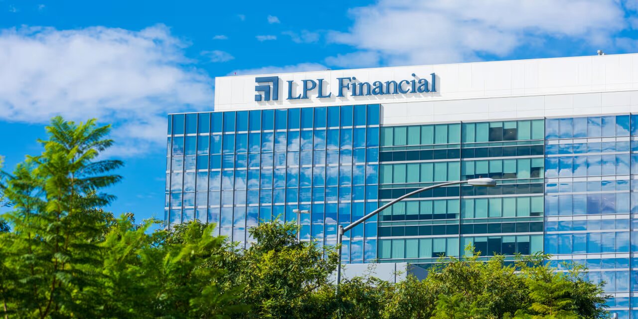 LPL Financial 1,5 milyar dolarlık halka arz başlattı
