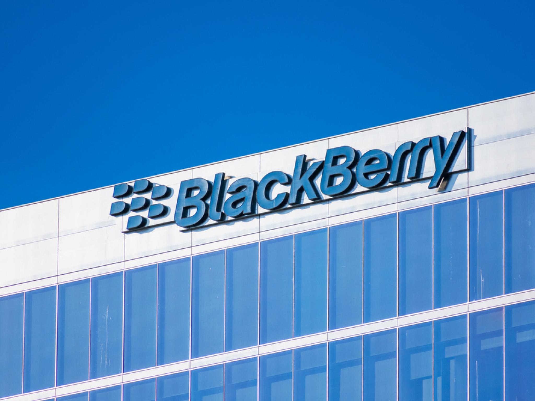 BlackBerry’nin gelir beklentileri tahminleri kaçırdı