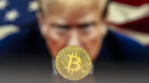 Trump’ın vergi açıklamaları sonrası BTC ve kripto varlıklar ekside