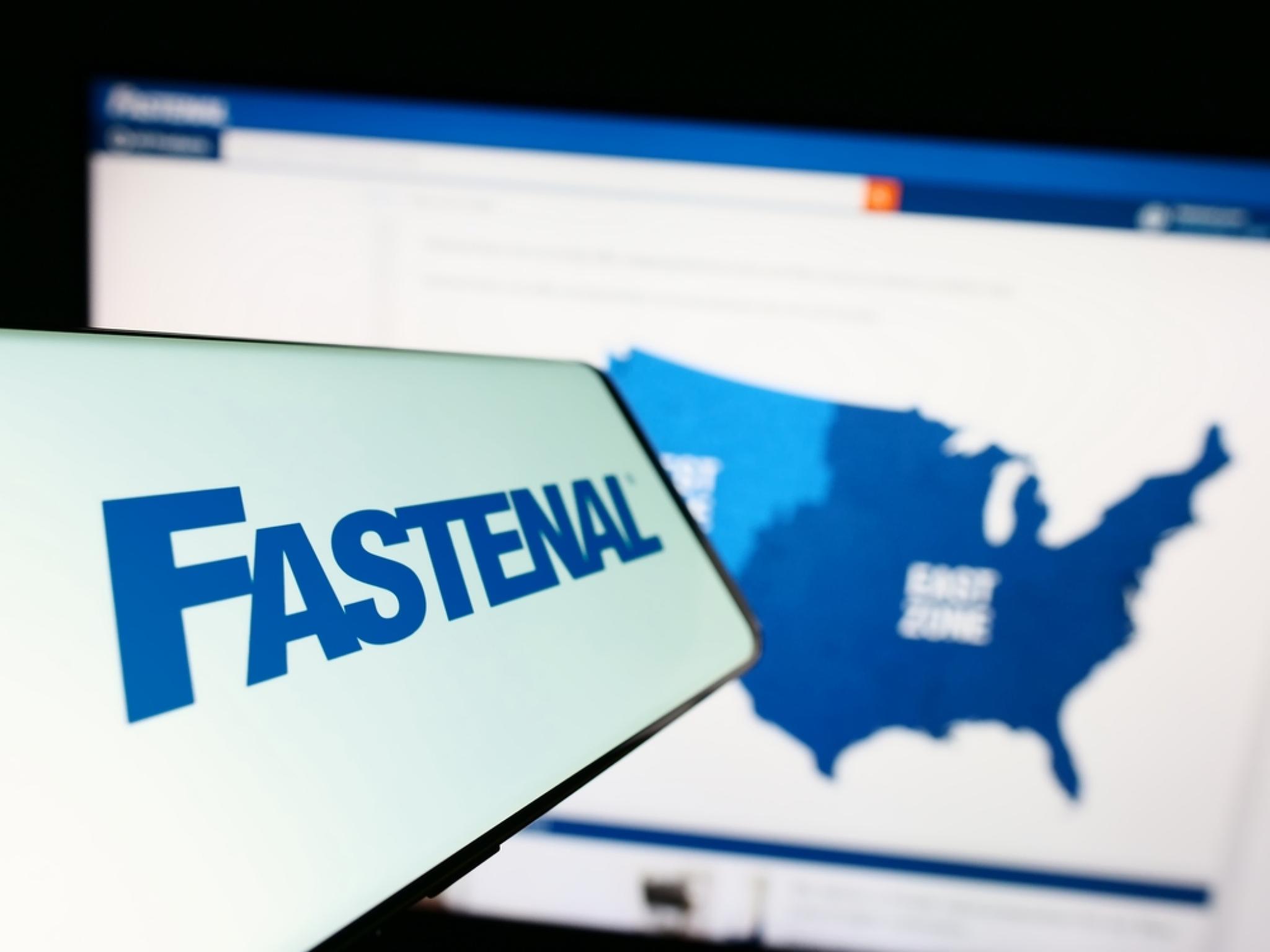 Fastenal’ın ilk çeyrek gelirleri beklentiyi aştı