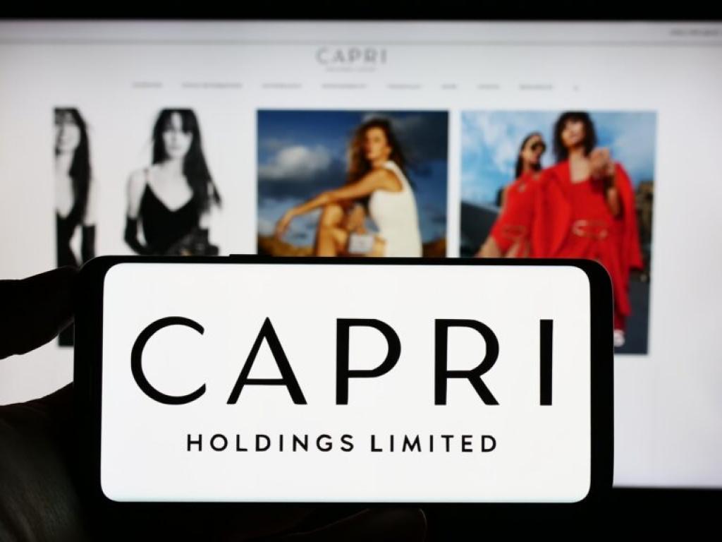 Capri, Versace’yi Prada’ya satıyor