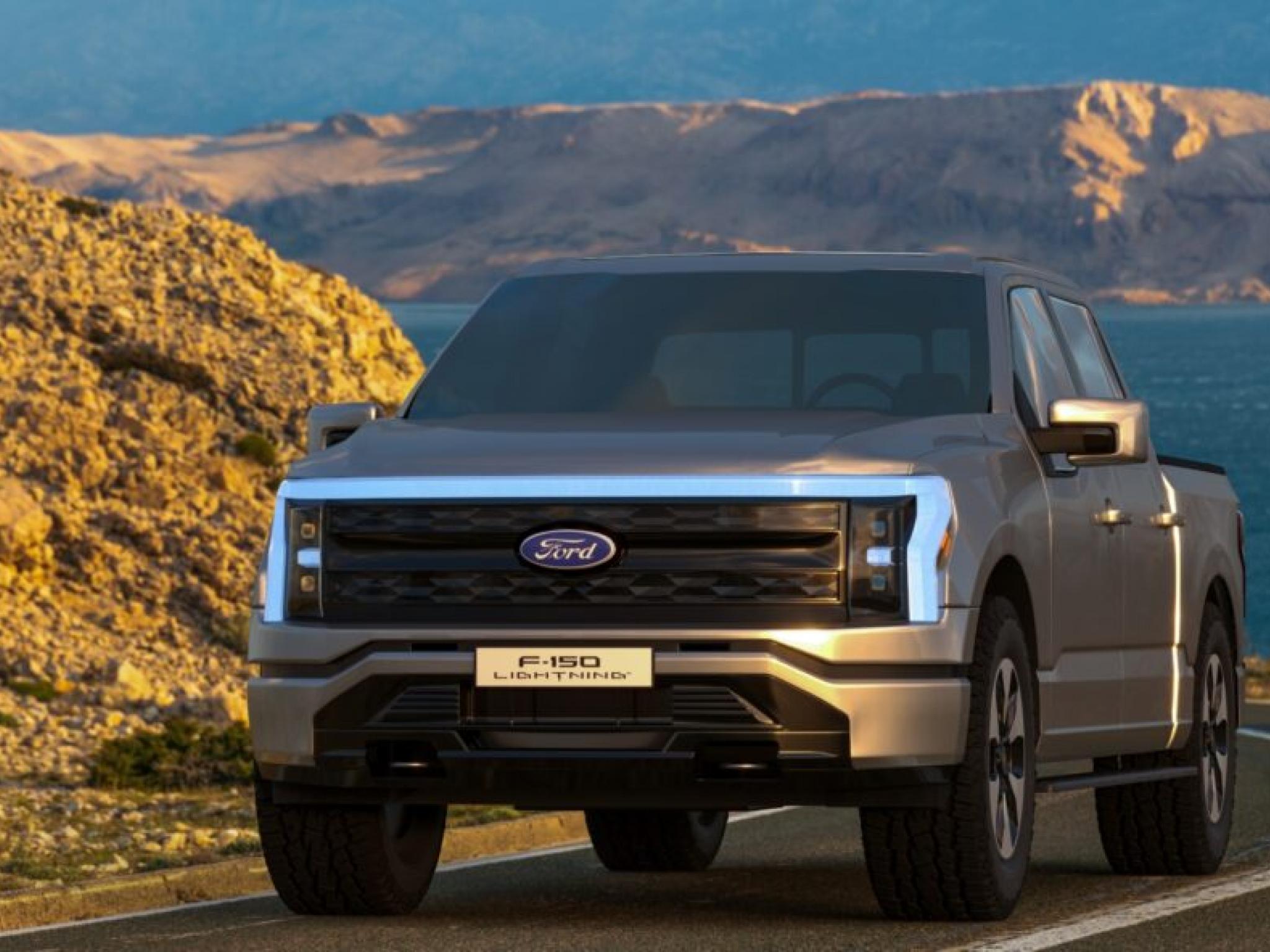 S&P, Ford ve GM’nin kredi notunu düşürebilir