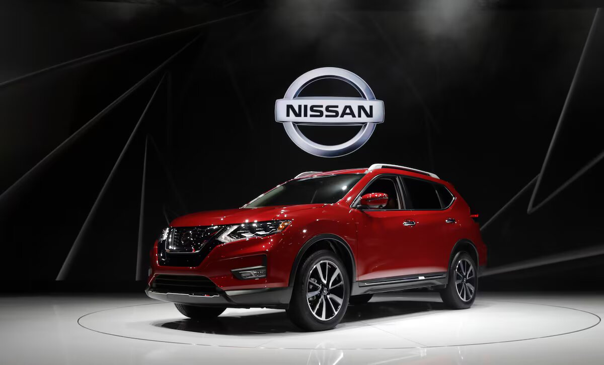 Nissan, en çok satan aracının üretimini azaltıyor