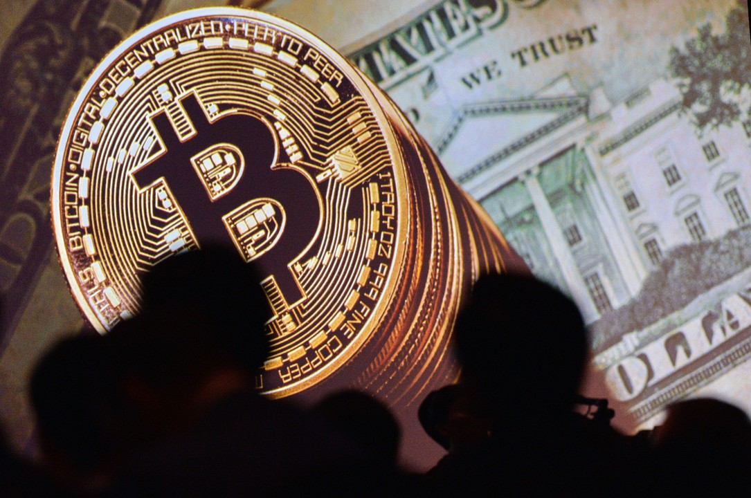 Bitcoin’de yeni zirve gelecek mi? Hangi faktörler izlenmeli?